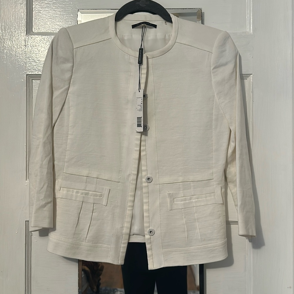 Elie Tahari white linen jacket